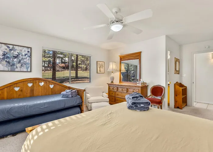 Holiday home Charming 3bd Continental Country Club Retreat In